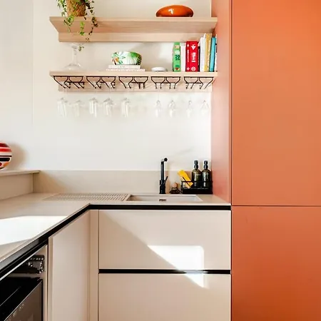 Modern & Designer - Absolutely Quiet * Nizza