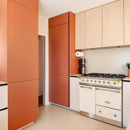Modern&designer - Absolutely Quiet Niza