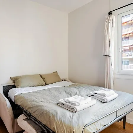 Modern & Designer - Absolutely Quiet * Nice