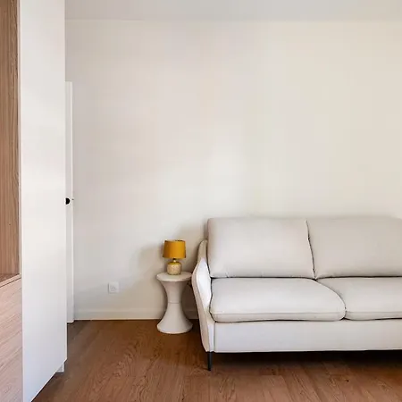 Modern & Designer - Absolutely Quiet Nice